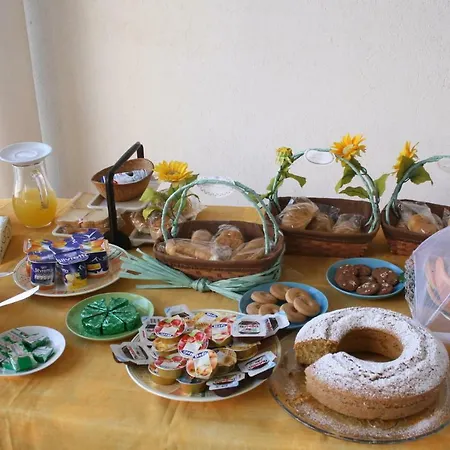Dora Bed & Breakfast