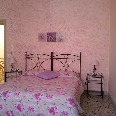 Dora Capo dʼOrlando